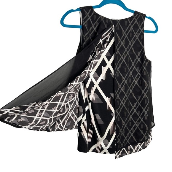 WHBM Layered Split Back V Neck Sleeveless High Low Blouse - Picture 9 of 9